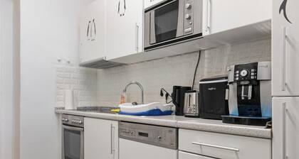 Cozy Room Shared Apt Millennium Tower