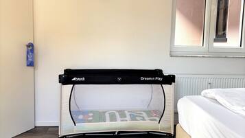 1 Schlafzimmer, Bügeleisen/Bügelbrett, Reisekinderbett, WLAN