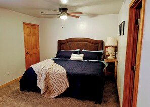 3 chambres, lit parapluie, Wi-Fi, draps fournis