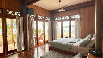 1 chambre, lit parapluie, Wi-Fi, draps fournis