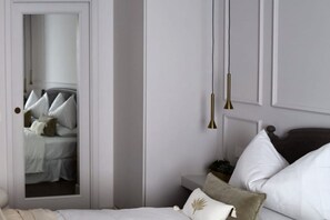 1 chambre, fer et planche à repasser, lit de bébé portatif, Wi-Fi