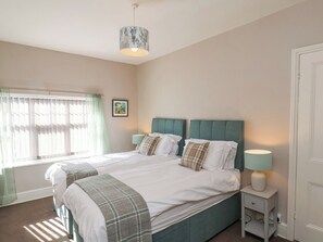 3 bedrooms, individually decorated, individually furnished, free WiFi