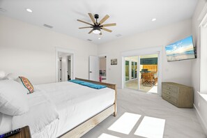 4 bedrooms, desk, iron/ironing board, free WiFi