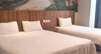 Eaka 365 Hotel Luquan Xiangyang Road Branch