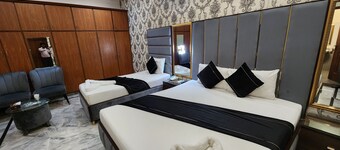 Red Fort Hotel Gulberg