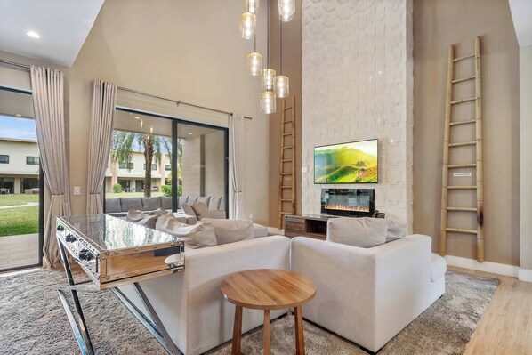 Townhome, Multiple Beds, Patio, Garden View (7530BD MV / No Taxes) | Living area