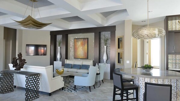 Casa, varias camas, acceso a la alberca (7534OL Solterra) | Interior