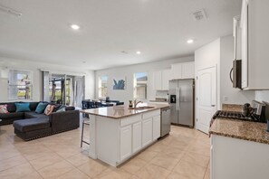 Maison, plusieurs lits, accès piscine (7534OL Solterra) | Intérieur