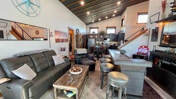 Smart TV, fireplace, video games, DVD player