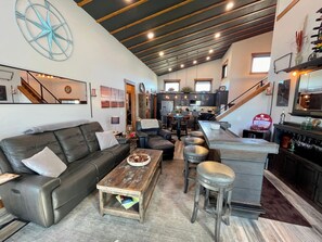 Smart TV, fireplace, video games, DVD player