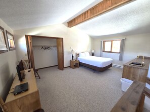 Condo, 3 Bedrooms, Non Smoking, Kitchen | Free WiFi, bed sheets - Timber Run (Winter Park)