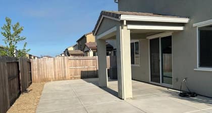 New Built corp housing insurance stays pet 30+daysH3
