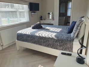 Cabin | 2 bedrooms, iron/ironing board, free WiFi, bed sheets - Routh 2-bed Luxury Lodge, Hot Tub & Lake View (Beverley)