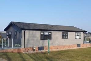 Cabin | Exterior - Routh 2-bed Luxury Lodge, Hot Tub & Lake View (Beverley)