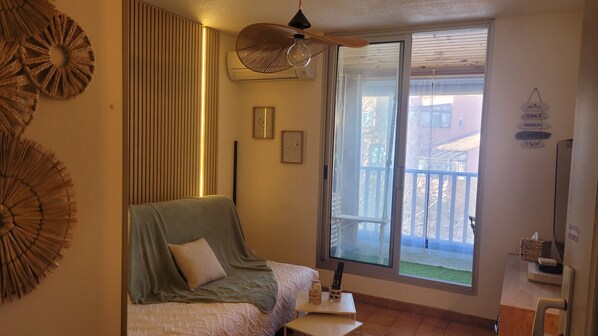 Living area - Studio Serenata (Sausset-les-Pins)