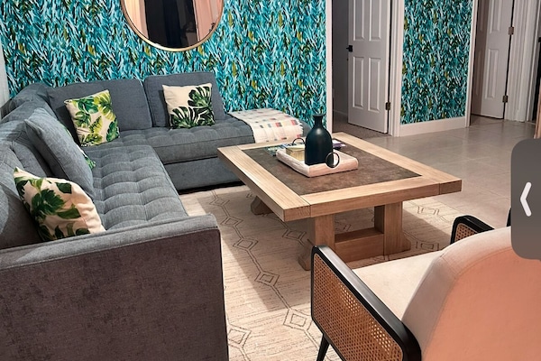 Smart-TV, Tischtennisplatte