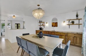 Dining - Welcome To The Leaf House (Delray Beach)