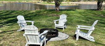 Cozy Cottage Minutes from Acadia National Park & Downtown Bar Harbor - Sleeps 6.