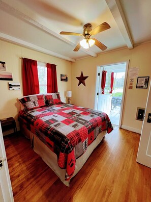 2 室のベッドルーム、アイロン / アイロン台、WiFi、ベッドシーツ