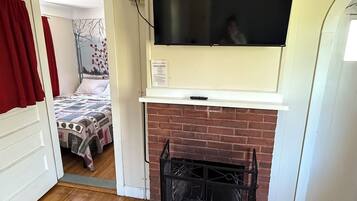 2 slaapkamers, een strijkplank/strijkijzer, wifi, beddengoed
