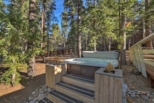 Familiehytte - 2 soveværelser - ikke-ryger - terrasse | Privat spabad