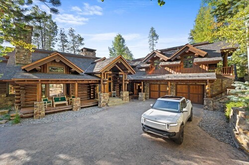 Granite Ridge Luxury Vacation Paradise-Sleeps 14-Hot Tub #RusticChaletJH