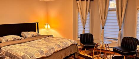 3 chambres, bureau, fer et planche à repasser, Wi-Fi gratuit