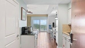 Interior - Miramar Beach Studio w/ Pool, Tennis & Walk to Beach Luau Eastern Sky (Miramar Beach)