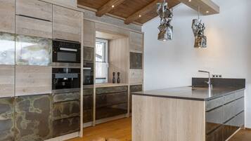 Apartment | Private kitchen