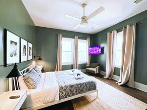 7 bedrooms, WiFi