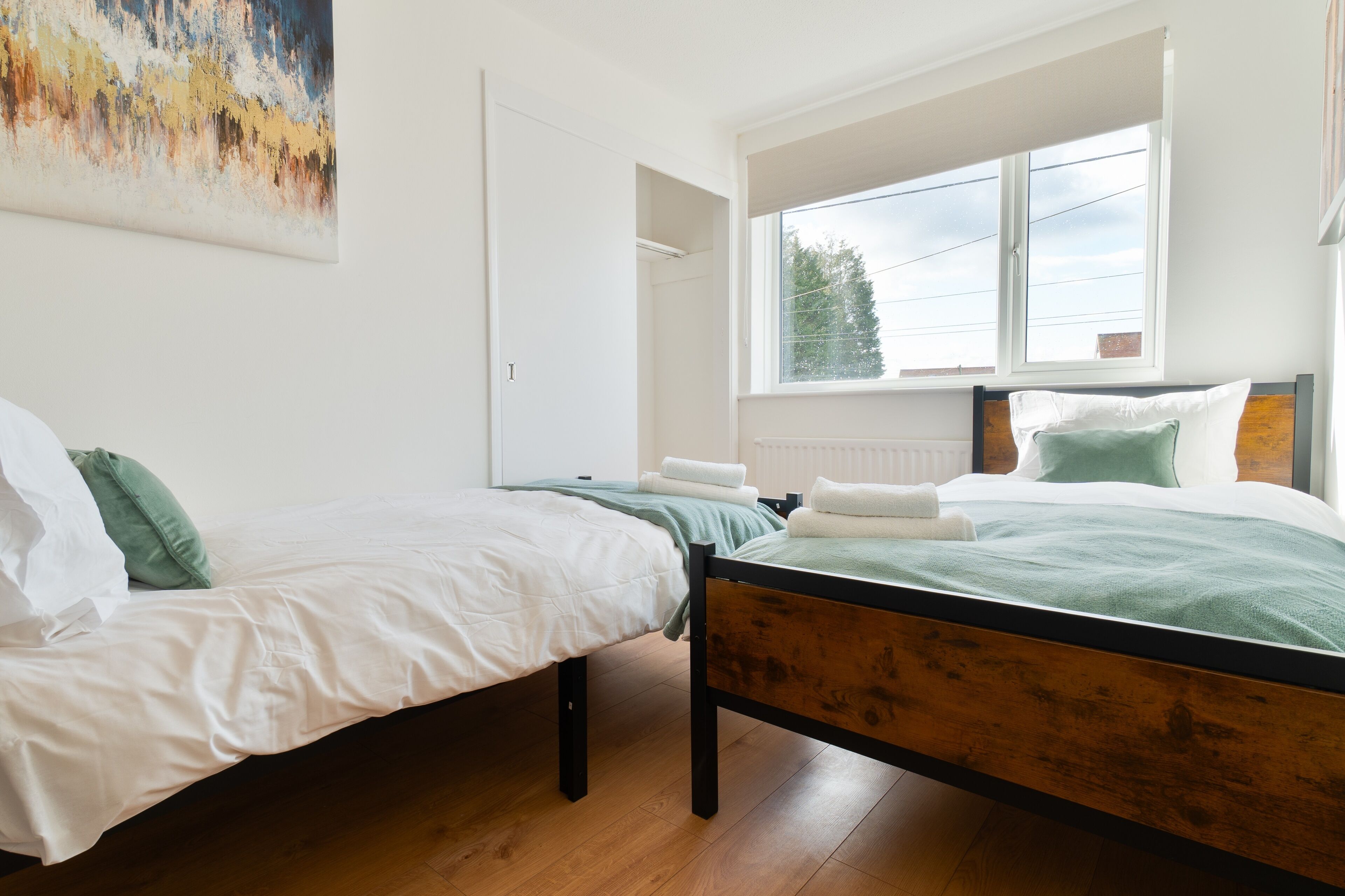 4 habitaciones, tabla de planchar con plancha y wifi gratis 