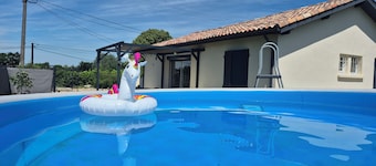 GITE Chez mamie 7 people swimming pool Ste Livrade sur Lot