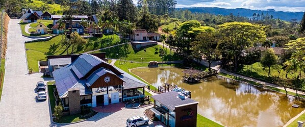 منظر من الجو على ارتفاع عالٍ