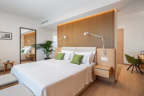 5 habitaciones, tabla de planchar con plancha y wifi gratis