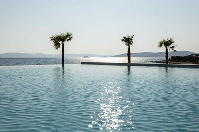 Villa Lusso Secondo with Pool