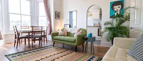 تلفزيون، كُتُب