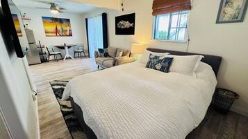 Silitysrauta/-lauta, ilmainen Wi-Fi, vuodevaatteet