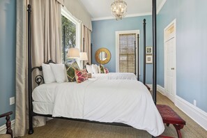 3 bedrooms, iron/ironing board, WiFi