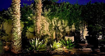 Your dream home! 3-bedroom house + guest house & pool in Carpinteria.