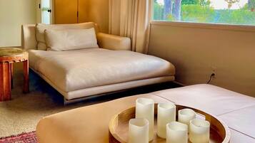 3 bedrooms, iron/ironing board, WiFi