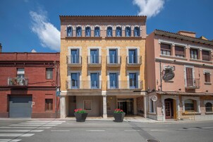 Fachada de la propiedad