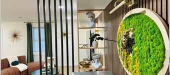 5 Star Luxurious 3 Bedroom Duplex Unit, Sleeps 8 people and 2 and half bath