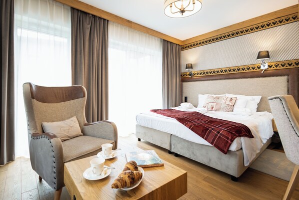 Studio Suite, pemandangan kebun | Setrika/meja setrika dan Wi-Fi gratis