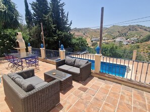 Outdoor dining - Detached vacation home in la Viñuela (provincia Málaga) 4 Pers. private pool! (Viñuela)