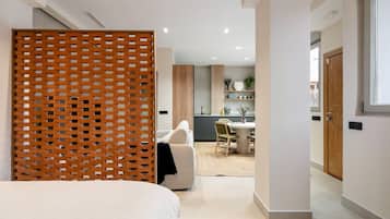 Een strijkplank/strijkijzer, gratis wifi, beddengoed