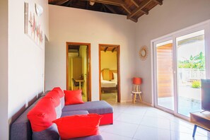 Villa Comfort - balkong | Vardagsrum