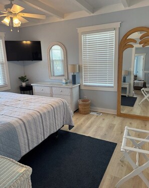 4 bedrooms, WiFi (free), bed sheets
