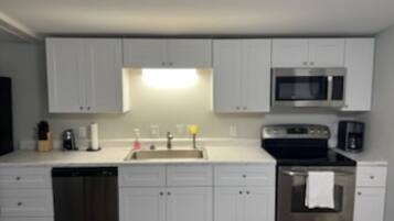 Microwave, oven, stovetop, dishwasher