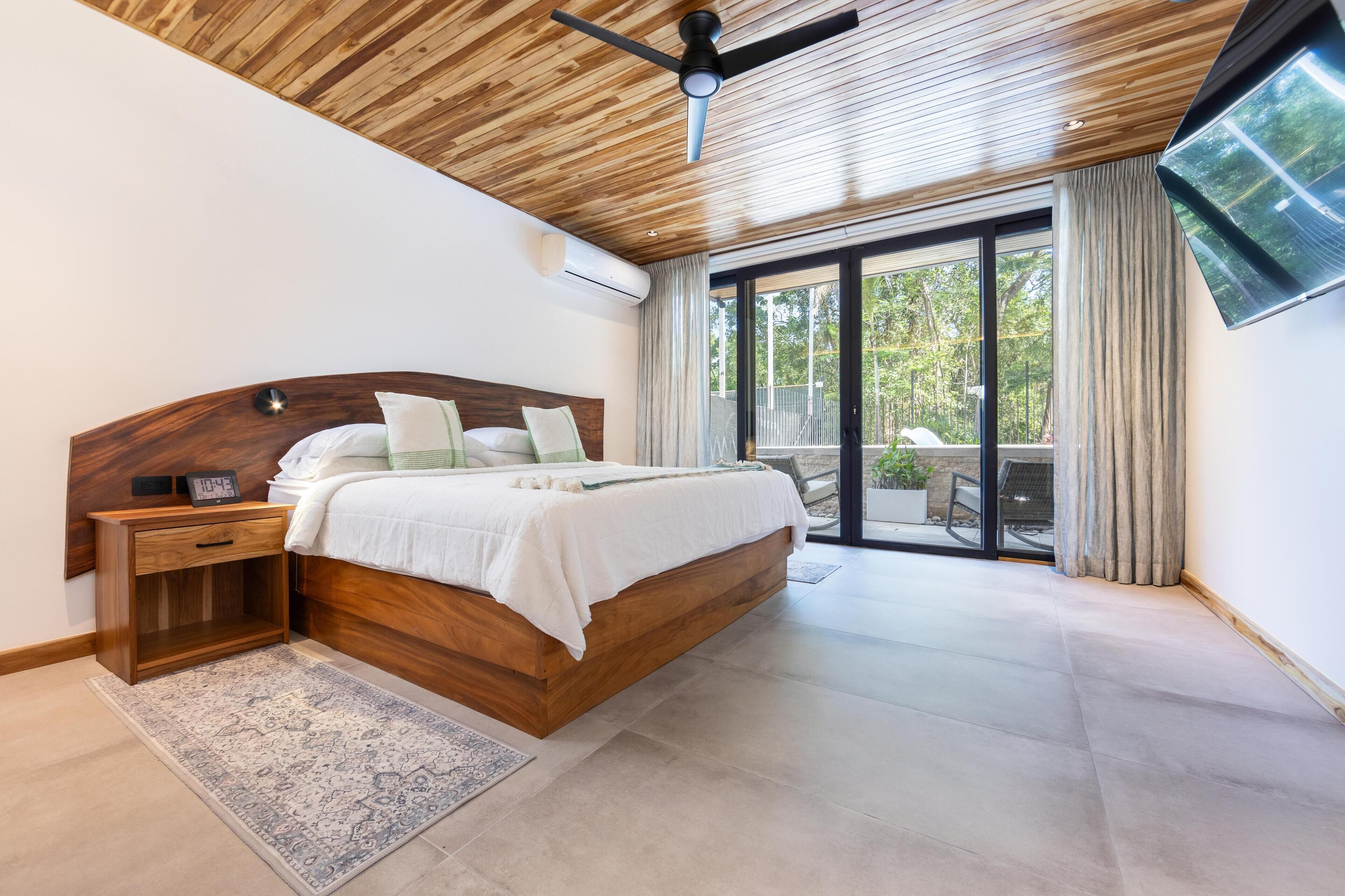 6 chambres, fer et planche à repasser, lit parapluie, Wi-Fi gratuit