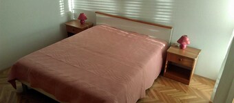 Beach Front Apartment With Spectacular Sea View B